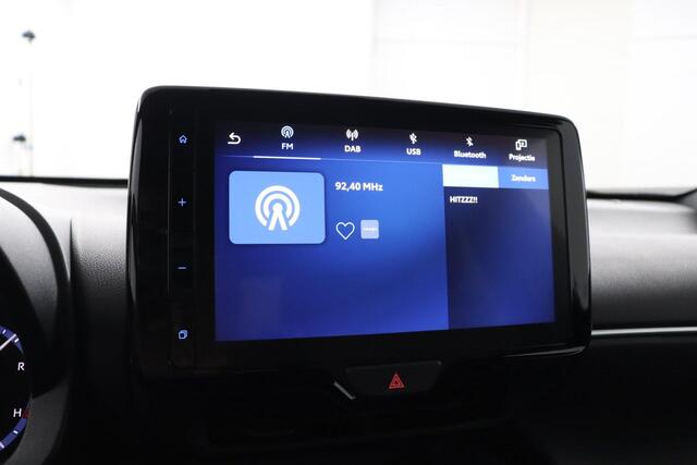 Toyota YARIS Cross 1.5 Hybrid First Edition | Trekhaak | Apple Carplay/Android Auto | Parkeercamera |