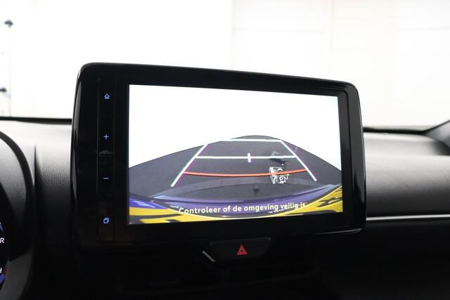 Toyota YARIS Cross 1.5 Hybrid First Edition | Trekhaak | Apple Carplay/Android Auto | Parkeercamera |