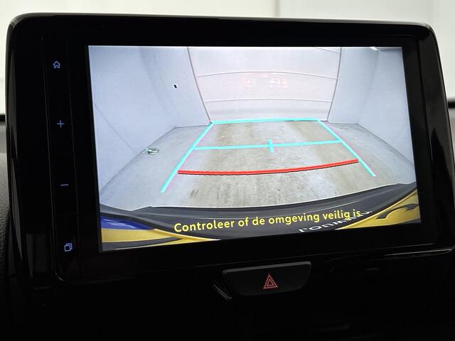 Toyota YARIS Cross 1.5 Hybrid First Edition | BTW Voertuig | Dealer onderhouden | Navigatie | Apple CarPlay/Android Auto | Cruise Control Adaptive | Climate Control | Achteruitrijcamera |