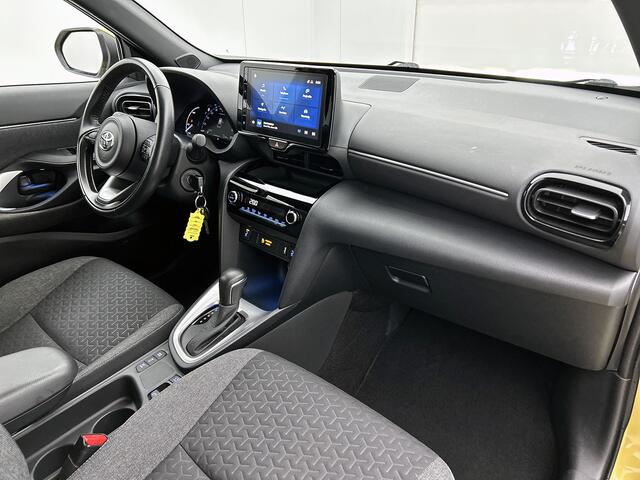 Toyota YARIS Cross 1.5 Hybrid Dynamic + Limited | Dealer Onderhouden | Parkeersensoren voor+achter | Stoelverwarming | Climate Control | Cruise Control Adaptive | Achteruitrijcamera |