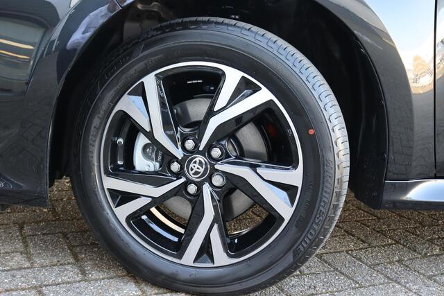 Toyota YARIS 1.5 Hybrid 115 Dynamic, Comfort Pack