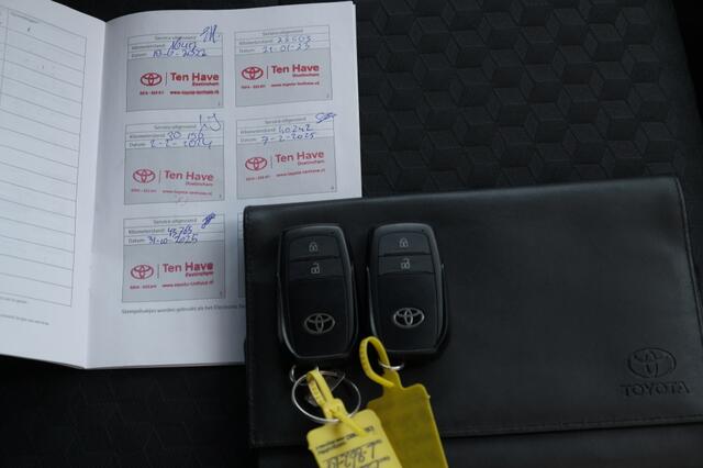 Toyota YARIS 1.5 Hybrid 115PK Dynamic Automaat | Apple Carplay / Android Auto