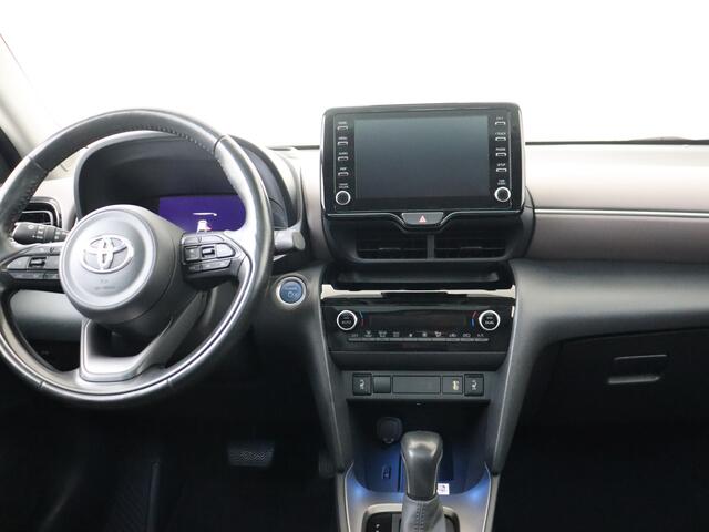 Toyota YARIS Cross 1.5 Hybrid Executive | BTW voertuig | Panoramadak | 360 camera | Head-Up Display | Dodehoek detectie | Full LED Adaptive | Stoel+stuurverwarming | Elektrische Achterklep | Navigatie | Apple CarPlay/Android Auto |