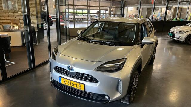 Toyota YARIS 1.5 HYBRID ADVENTURE
