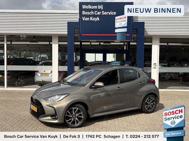 Toyota YARIS 1.5 VVT-i Dynamic / NL-Auto / Dealer-Onderhouden / Adaptieve Cruise-Control / Apple-Carplay & Android-Auto / LED / Keyless / DAB Radio-Bluetooth / Navi / Airco / Camera / 16'' LMV / All-Season / ENZ.