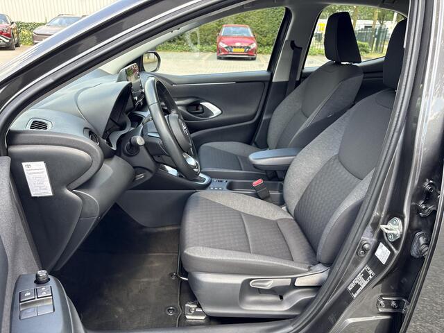 Toyota YARIS 1.5 Hybrid Active **ADAPTIEF CRUISE CONTROL/ APPLE CARPLAY/ CLIMATE CONTROL**