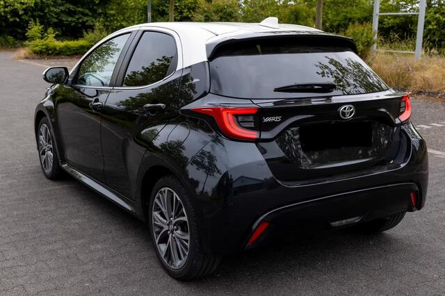 Toyota YARIS 1.5 VVT-i SELECTION / TWO TONE