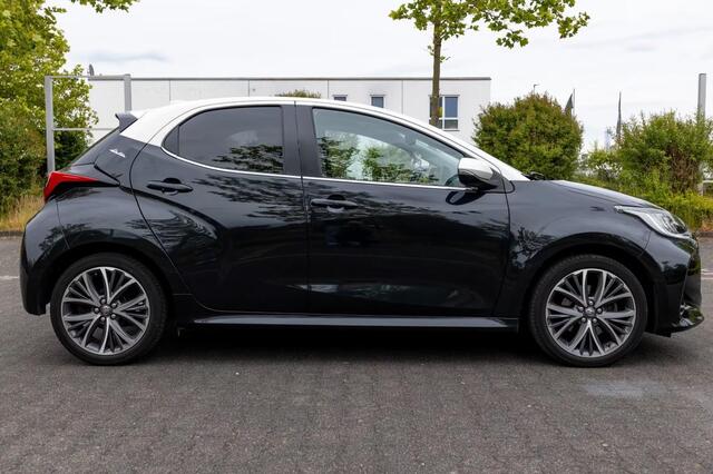 Toyota YARIS 1.5 VVT-i SELECTION / TWO TONE