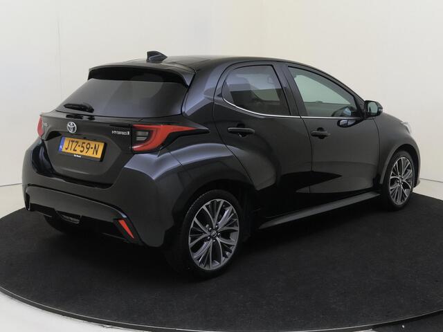 Toyota YARIS 1.5 Hybrid Executive | airco automatisch | Apple Carplay/Android | Autonomous Emergency Braking | bots herkenning en activatie | cruise control adaptief | lederen/stof bekleding | lichtmetalen velgen 17" | navigatiesysteem full map |