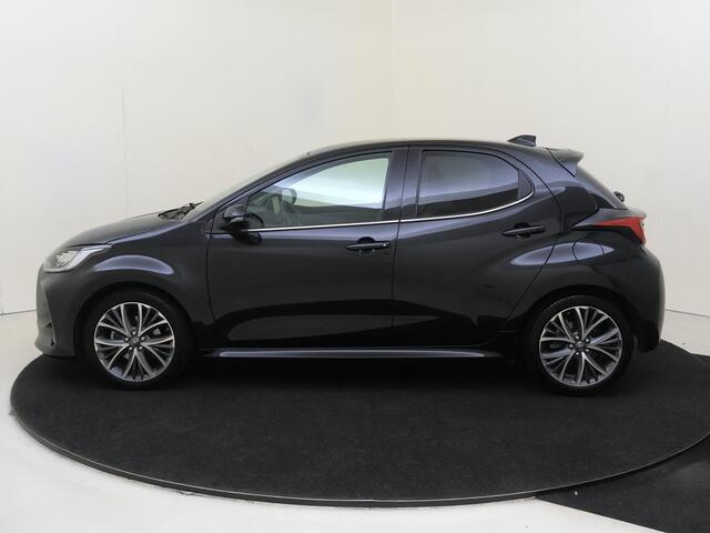 Toyota YARIS 1.5 Hybrid Executive | airco automatisch | Apple Carplay/Android | Autonomous Emergency Braking | bots herkenning en activatie | cruise control adaptief | lederen/stof bekleding | lichtmetalen velgen 17" | navigatiesysteem full map |