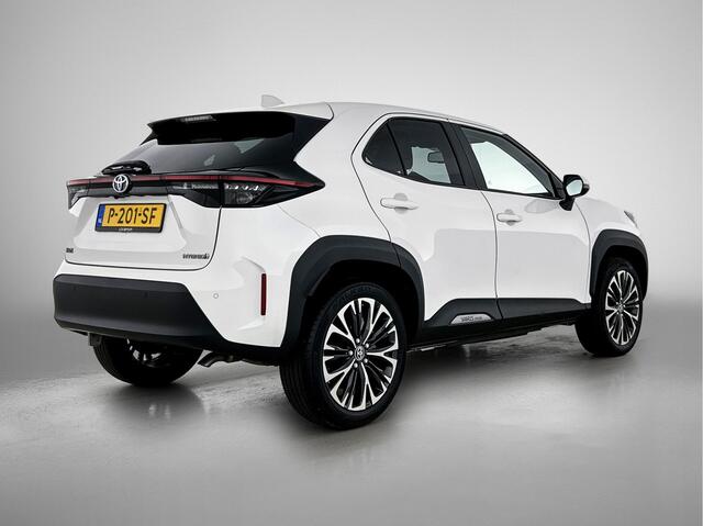 Toyota YARIS Cross 1.5 Hybrid Executive | Dealer onderhouden | JBL | Head-Up Display | Dodehoek detectie | Stoelverwarming | Apple CarPlay/Android Auto | Cruise Control Adaptive | Achteruitrijcamera |