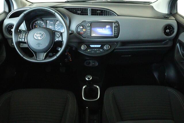 Toyota YARIS 1.0 VVT-i Active, Trekhaak, Climate Control