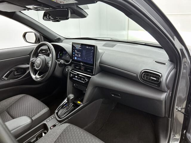 Toyota YARIS Cross 1.5 Hybrid 115 First Edition Comfort Pack | BTW voertuig | Dodehoek detectie | Stoel+stuurverwarming | Draadloze telefoonlader | Apple CarPlay/Android Auto | Cruise Control Adaptive | Elektrisch verstel & inklapbare buitenspiegels |