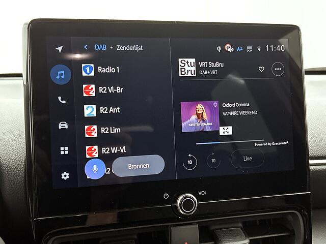 Toyota YARIS Cross 1.5 Hybrid 115 First Edition Comfort Pack | BTW voertuig | Dodehoek detectie | Stuur+stoelverwarming | Parkeersensoren voor+achter | Draadloze telefoonlader | Apple CarPlay/Android Auto | Cruise Control Adaptive |