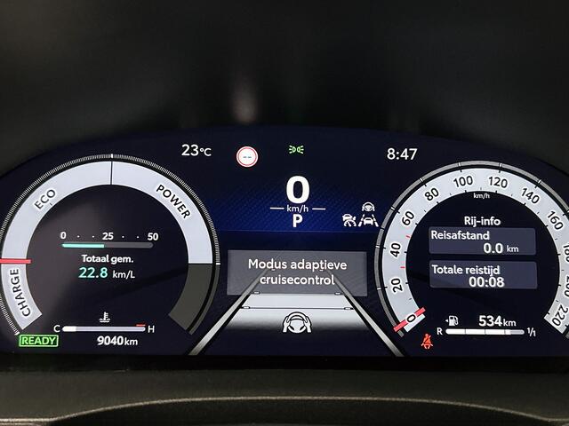 Toyota YARIS Cross 1.5 Hybrid 130 Executive + | BTW voertuig | dodehoek detectie | Parkeersensoren voor+achter | Elektrische achterklep | Stoel+stuurverwarming | Draadloze telefoonlader | Apple CarPlay/Android Auto |