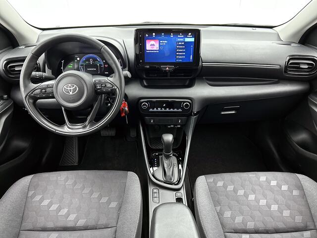 Toyota YARIS 1.5 Hybrid 115 Business Plus | BTW voertuig | Stoel+stuurverwarming | Apple CarPlay/Android Auto | Climate Control | Cruise Control Adaptive | Achteruitrijcamera |