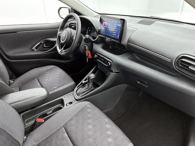 Toyota YARIS 1.5 Hybrid 115 Business Plus | BTW voertuig | Stoel+stuurverwarming | Apple CarPlay/Android Auto | Climate Control | Cruise Control Adaptive | Achteruitrijcamera |