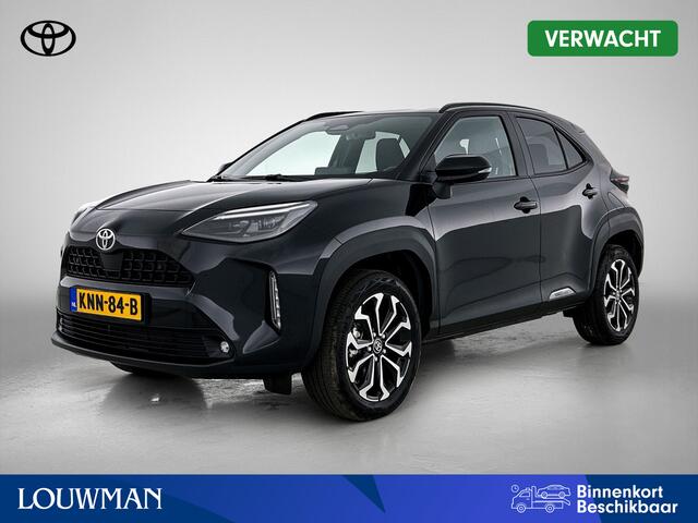 Toyota YARIS Cross 1.5 Hybrid 115 First Edition Comfort Pack | BTW voertuig | Dodehoek detectie | Stoel+stuurverwarming | Parkeersensoren voor+achter | Draadloze telefoonlader | Apple CarPlay/Android Auto | Cruise Control Adaptive |