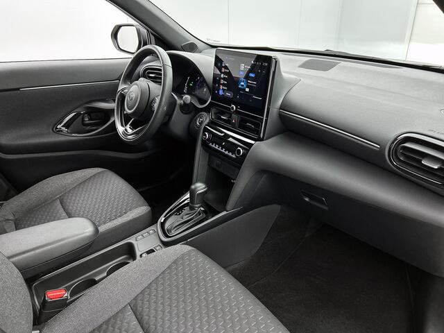 Toyota YARIS Cross 1.5 Hybrid 115 First Edition | BTW voertuig | Navigatie | Apple CarPlay/Android Auto | Cruise Control Adaptive | Achteruitrijcamera | Climate Control |