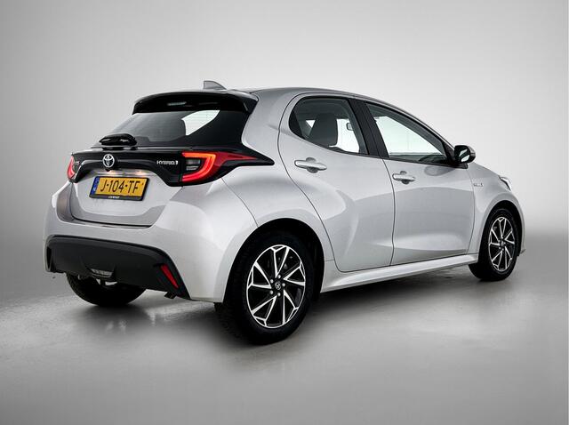 Toyota YARIS 1.5 Hybrid First Edition | Dealer onderhouden | Navigatie | Climate Control | Cruise Control Adaptive | Achteruitrijcamera | Keyless Entry/Start | leseman
