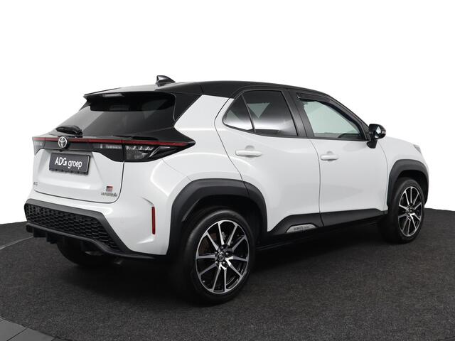 Toyota YARIS Cross 1.5 Hybrid GR Sport | JBL Audio | Stoelverwarming | Elektrische achterklep | Achteruitrijcamera| Parkeersensoren | Apple Carplay | Android Auto |