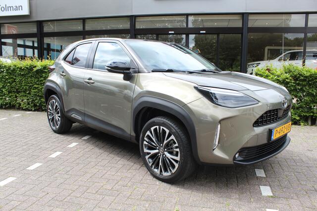 Toyota YARIS Cross 1.5 Hybrid Executive Bi-tone | Rijklaar | Panorama | Blind Spot | Head Up | JBL | Sensoren v+a | Stoelverw. | Apple/Android | Half-leder