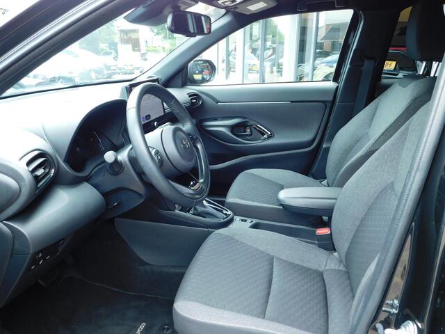 Toyota YARIS Cross 1.5 Hybrid 115 First Edition Comfort Pack