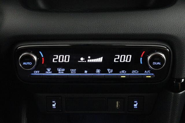 Toyota YARIS 1.5 Hybrid Executive | Apple Carplay/Android Auto | stoel verwarming | Navigatie |