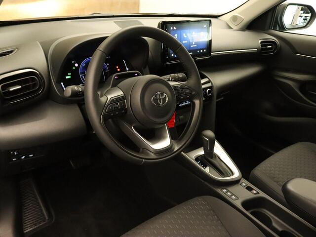 Toyota YARIS Cross 1.5 Hybrid 115 Active -NIEUWE AUTO DIRECT UIT VOORRAAD LEVERBAAR - APPLE CARPLAY/ ANDROID AUTO - CLIMATE CONTROL - VOORRUITVERWARMING - STUURVERWARMING - STOELVERWARMING - ADAPTIEVE CRUISE CONTROL - CAMERA - DAB AUDIO