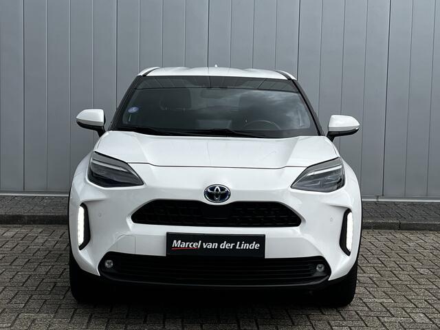 Toyota YARIS Cross 1.5 Hybrid Dynamic Limited Stoel Verwarming Parkeer en Dodehoek Sensoren