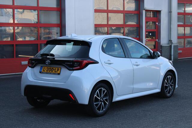 Toyota YARIS 1.5 Hybrid Dynamic Parelmoer/Led/Adaptive Cruise