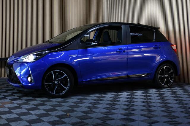 Toyota YARIS 1.5 Hybrid Bi-Tone Plus AUTOM CLIMA CAMERA LANE CRUISE KEYLESS BOTSWAARSCH 18
