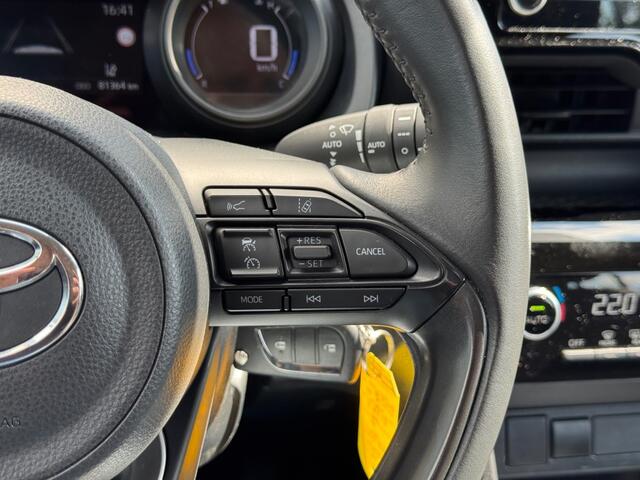 Toyota YARIS 1.5 Hybrid Comfort - Navi - camera