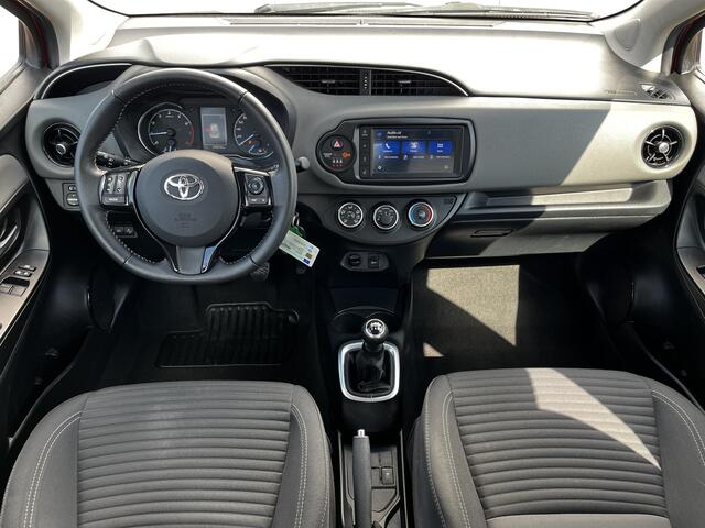 Toyota YARIS 1.0 VVT-i Connect Apple carplay Android NL auto Dealer onderhouden