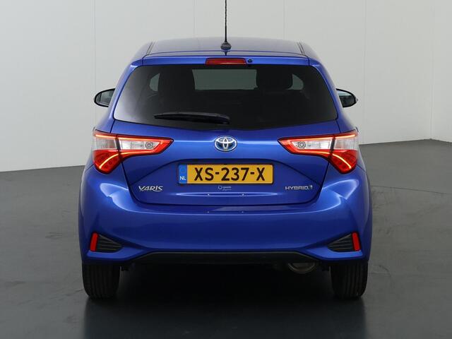 Toyota YARIS 1.5 Hybrid Dynamic | LED | Automaat | Navigatie | Climate Control | Camera | DAB | Cruise Control | Lichtmetalen velgen |