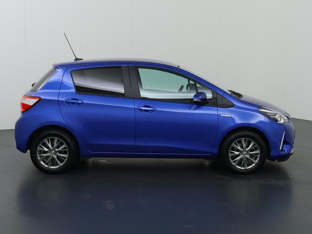 Toyota YARIS 1.5 Hybrid Dynamic | LED | Automaat | Navigatie | Climate Control | Camera | DAB | Cruise Control | Lichtmetalen velgen |