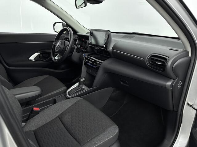 Toyota YARIS Cross 1.5 Hybrid Active Plus | Parkeersensoren V+A | Trekhaak |