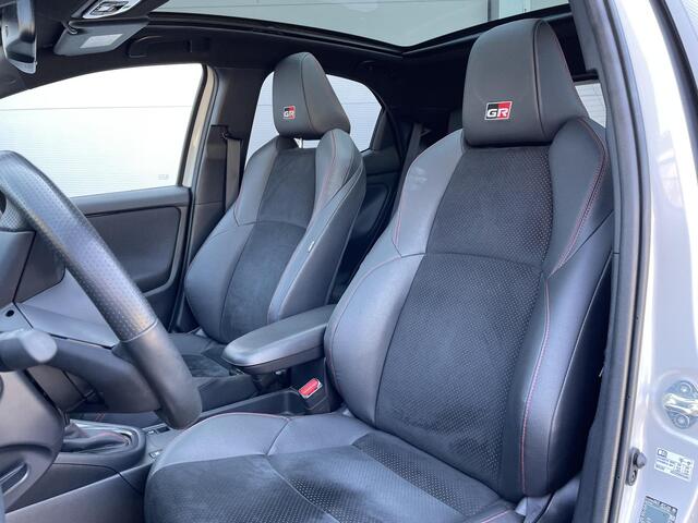 Toyota YARIS 1.5 Hybrid GR Sport | Premium Pack | Panoramadak | JBL | HUD