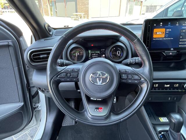 Toyota YARIS 1.5 Hybrid GR Sport | Premium Pack | Panoramadak | JBL | HUD