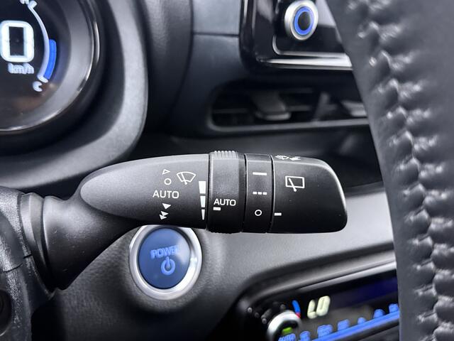 Toyota YARIS 1.5 Hybrid Executive | Bi-Tone | Half Leder |