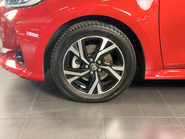Toyota YARIS 1.5 Hybrid 115 Dynamic | Comfort Pack | Apple Carplay |