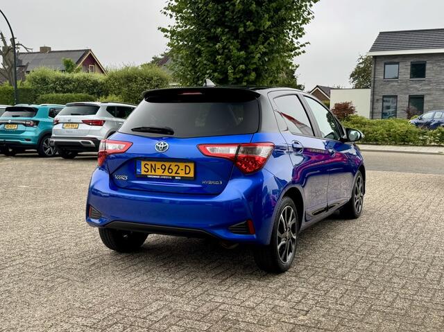 Toyota YARIS 1.5 Hybrid Bi-Tone Navi Camera Cruise NL auto