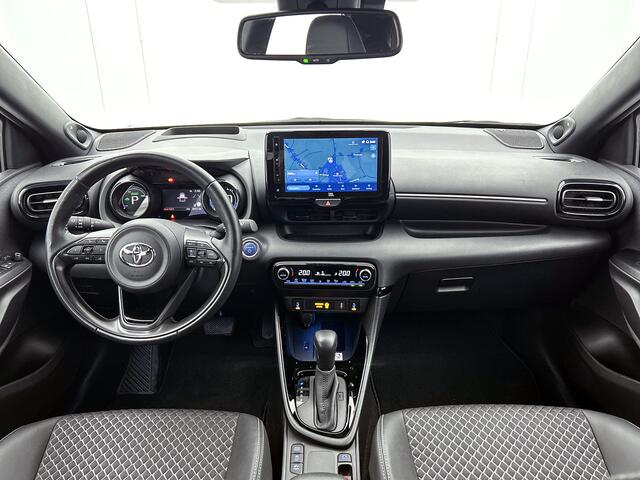 Toyota YARIS 1.5 Hybrid Executive | Head Up Display | JBL | Dodehoekdetectie | Carplay