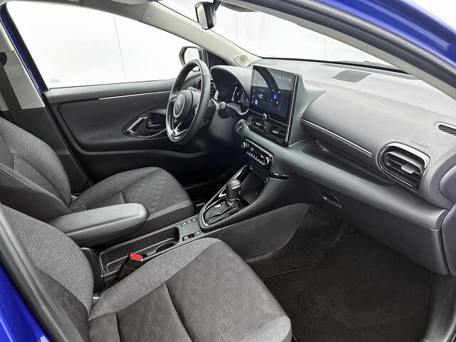 Toyota YARIS 1.5 Hybrid 115 Dynamic + Comfort pack | BTW Voertuig | Stoelverwarming | Dealeronderhouden |
