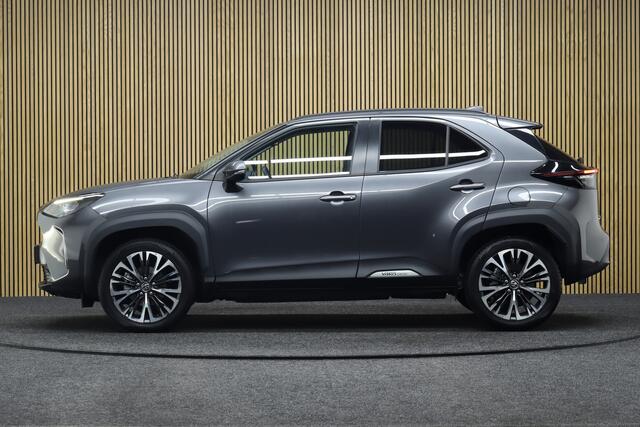 Toyota YARIS Cross 1.5 Hybrid Executive JBL Audio | Panoramadak | Adaptive-cruise | Camera | Clima | Navigatie | Head-up Display | Parkeersensoren V+A | Apple Carplay & Android Auto | Stoel & Stuurverwarming | Keyless | Dodehoekdetectie