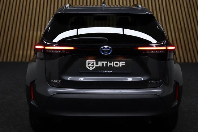 Toyota YARIS Cross 1.5 Hybrid Executive JBL Audio | Panoramadak | Adaptive-cruise | Camera | Clima | Navigatie | Head-up Display | Parkeersensoren V+A | Apple Carplay & Android Auto | Stoel & Stuurverwarming | Keyless | Dodehoekdetectie