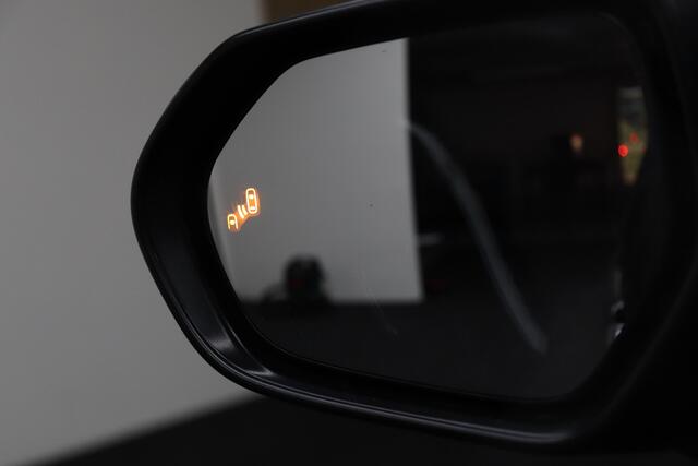 Toyota YARIS Cross 1.5 Hybrid Executive JBL Audio | Panoramadak | Adaptive-cruise | Camera | Clima | Navigatie | Head-up Display | Parkeersensoren V+A | Apple Carplay & Android Auto | Stoel & Stuurverwarming | Keyless | Dodehoekdetectie