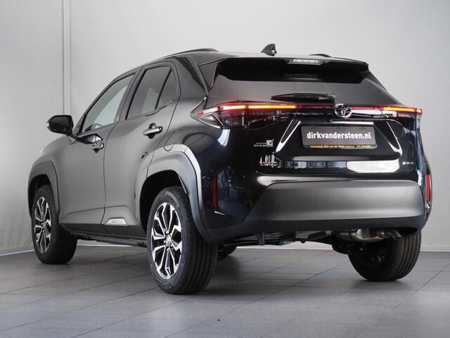 Toyota YARIS Cross 1.5 Hybrid 115 Dynamic + Winterpakket | Stuurwiel- En Stoelverwarming | Botsherkenning | Grootlichtassistent | Apple CarPlay/ Android Auto