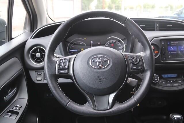 Toyota YARIS 1.5 Hybrid Y20 Automaat, Stoelverwarming, Carplay, Camera