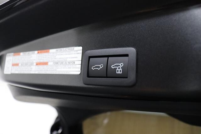 Toyota YARIS Cross 1.5 Hybrid 130 Executive | Nieuw uit voorraad Leverbaar! | Adaptive-cruise | Camera | Clima | Navigatie | Stoel & Stuurverwarming | Elek. Achterklep | Apple Carplay & Android Auto | Parkeersensoren V+A | Keyless | Dodehoekdetectie
